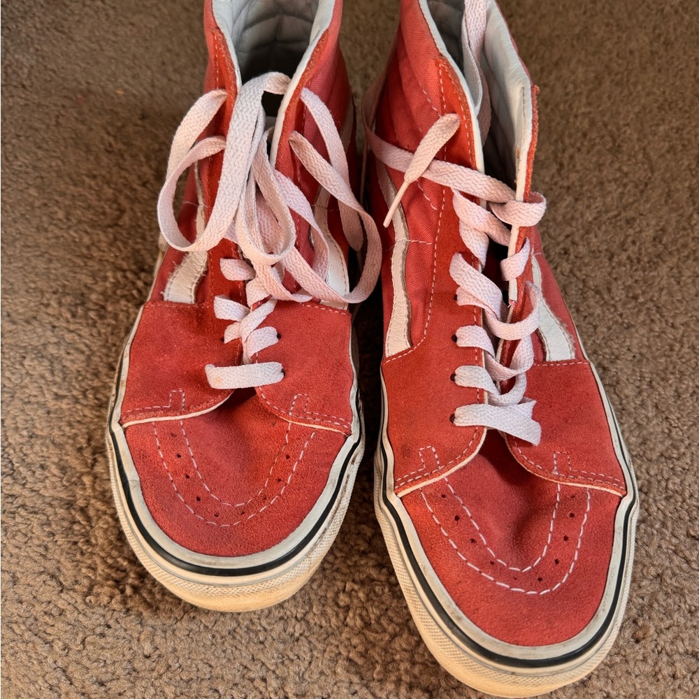 High top skate vans!